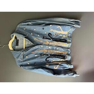 Vintage Lifestyle Denim Jacket with Cat Embroidery